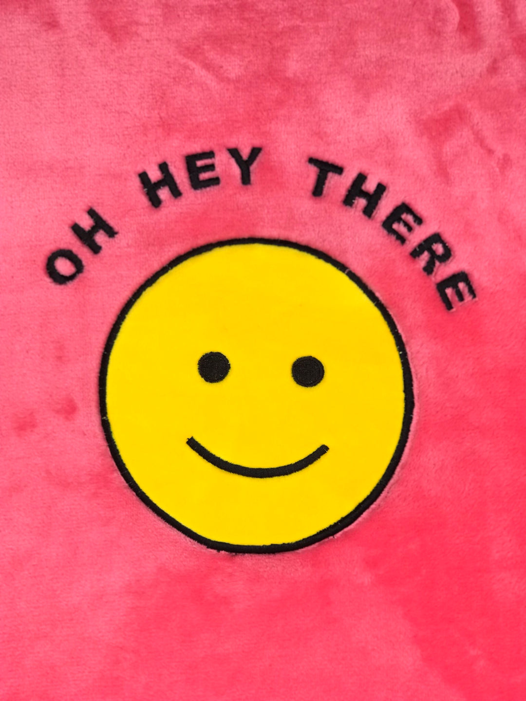 OH HEY THERE Plush Robe - Cocus Pocus